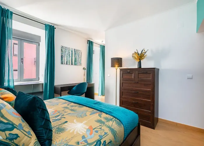 Whome Premium Family Apartment W/ Lift, Ac & Barbecue